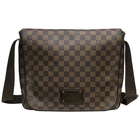 louis vuitton brooklyn messenger bag|Louis Vuitton district Messenger bag.